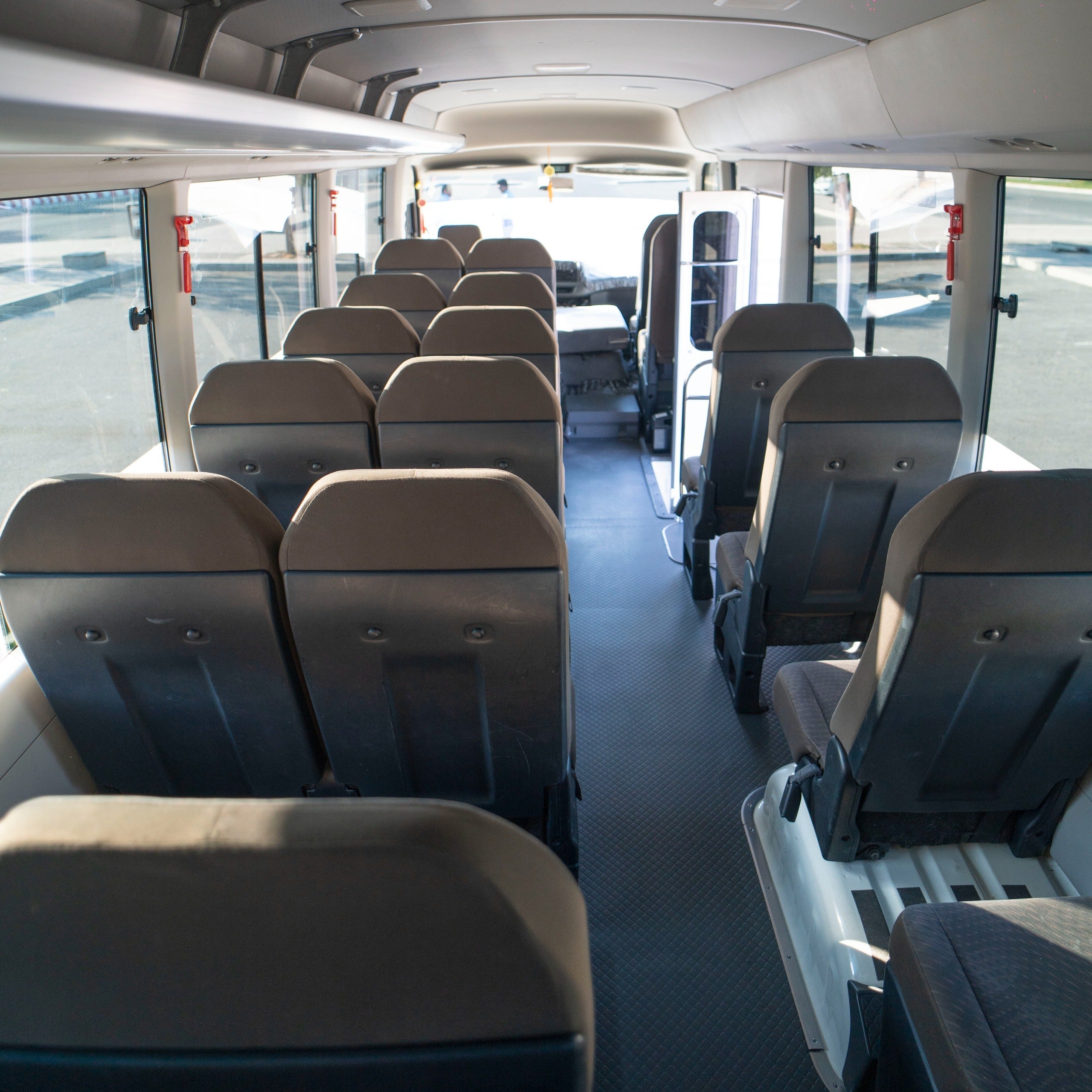 22 Seater Coaster Bus