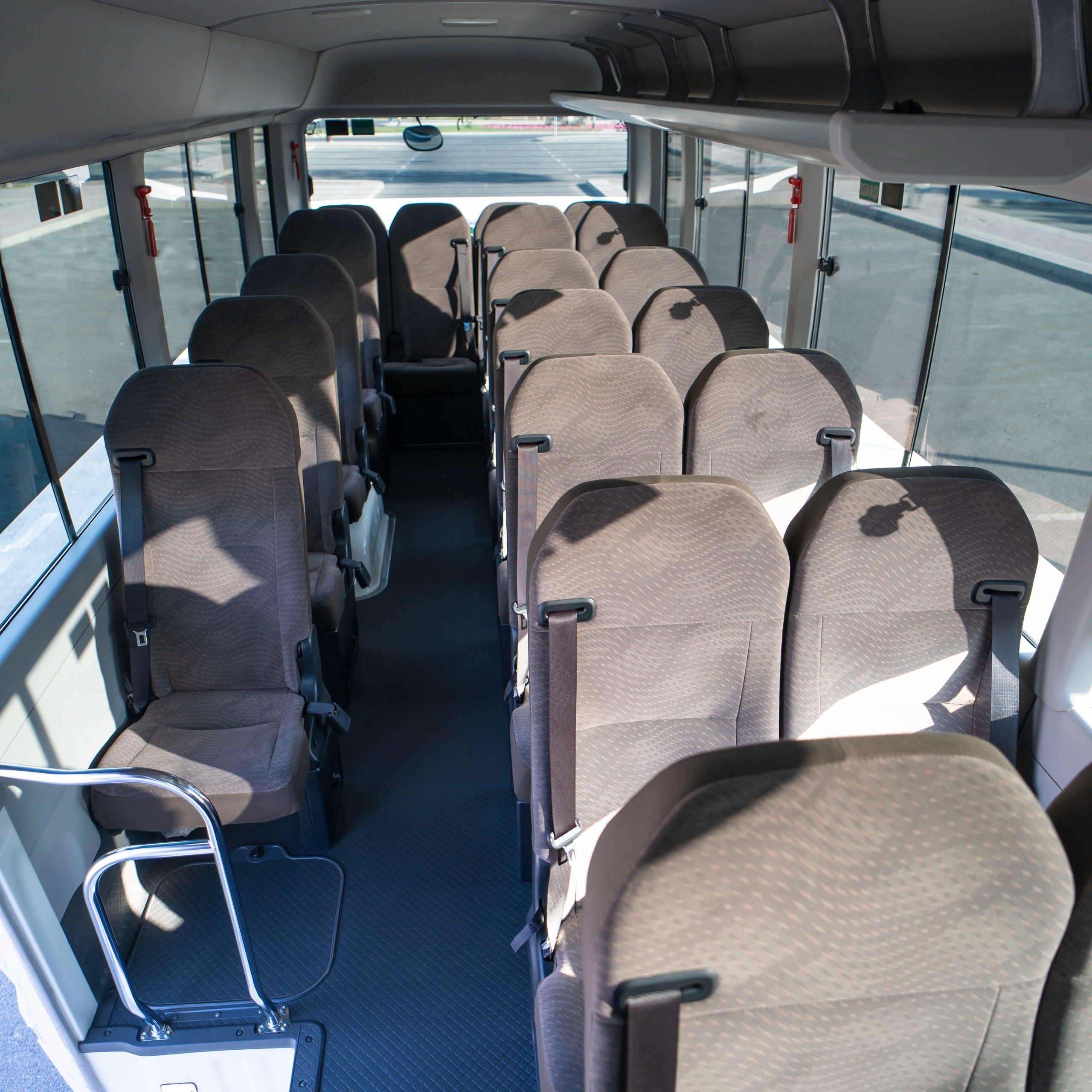 22 Seater Coaster Bus